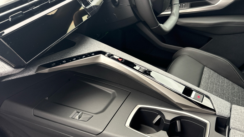 Peugeot 3008 1.2 Hybrid 145 Allure 5dr e-DSC6 Petrol Estate